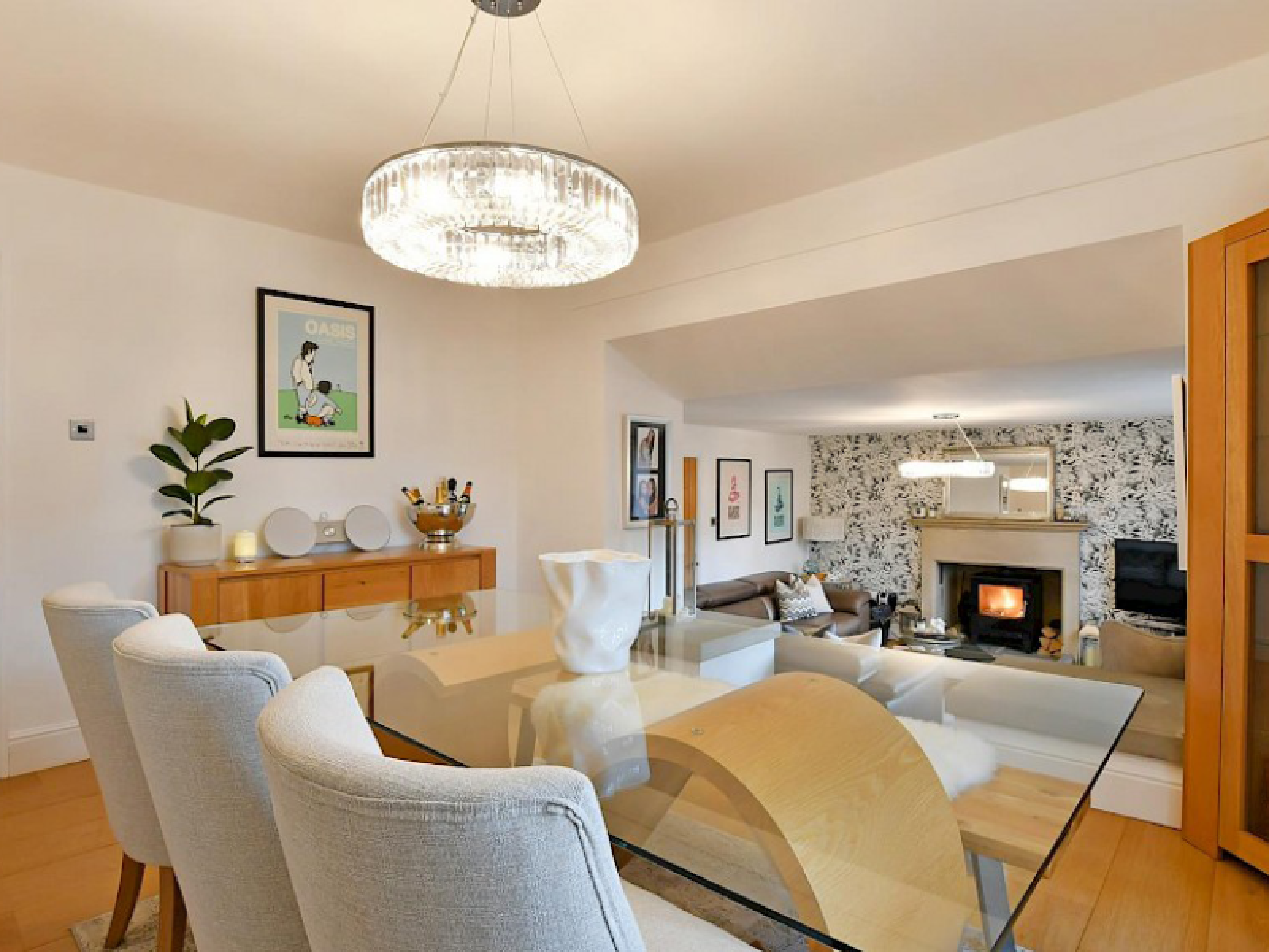 See Inside this House for Sale Beside Rivelin Dams in Sheffield